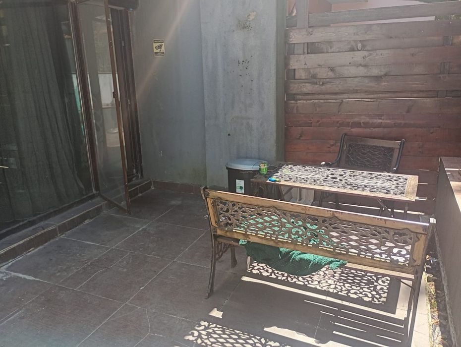 Închiriez apartament