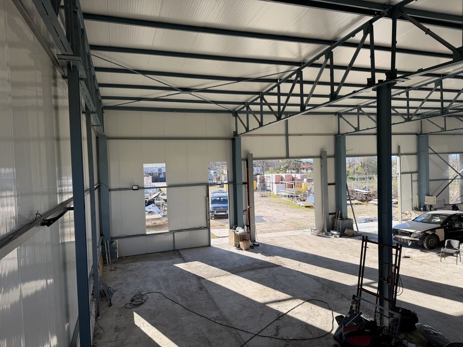 Складова база  + хале 500 квадратни метра