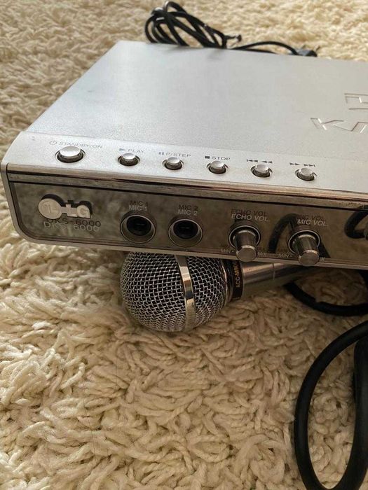 Dvd плеер с караоке" LG"