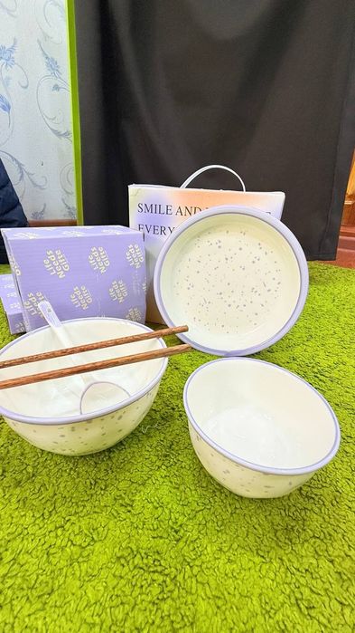 Срочно продается оригинальный набор посуди