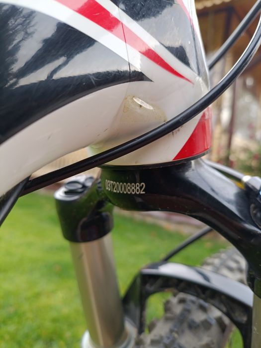 Bicicletă Lapierre aluminiu light, mărimea M – furcă RockShox SID