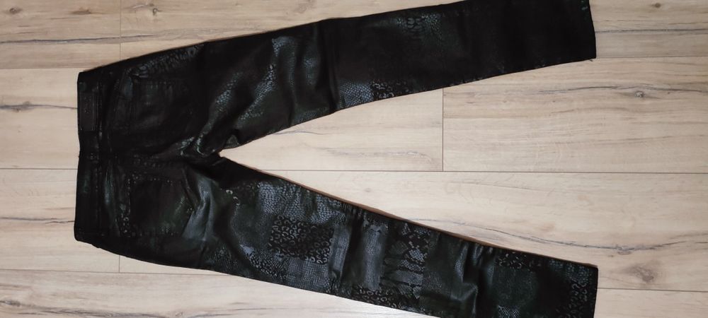 Ефектен панталон