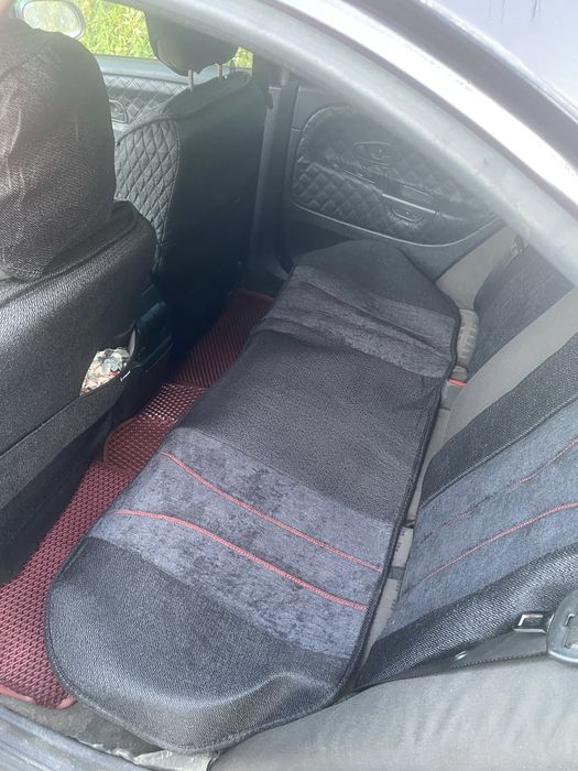 Продается Mitsubishi Carisma 2002 года