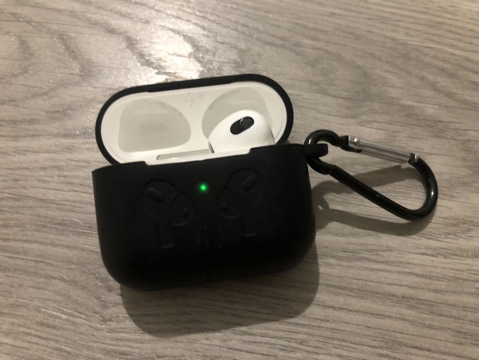Кейс Apple AirPods 3 Оригинал