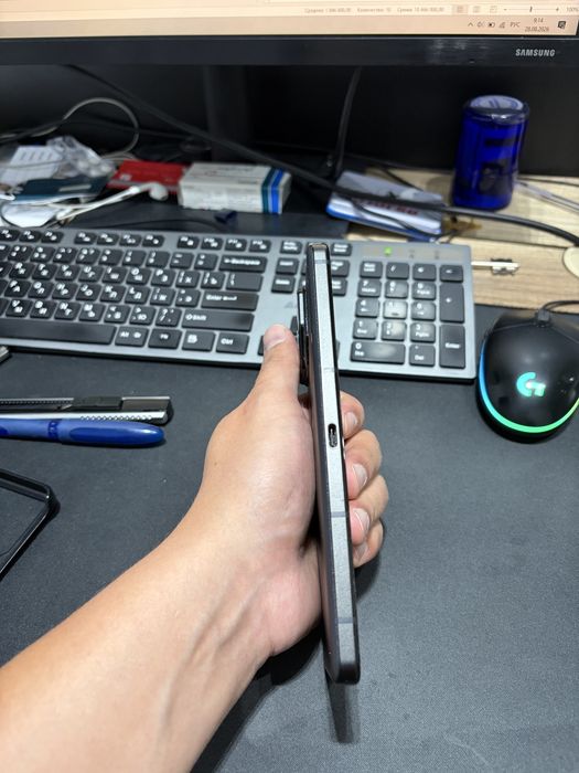 Asus ROG phone 8 pro