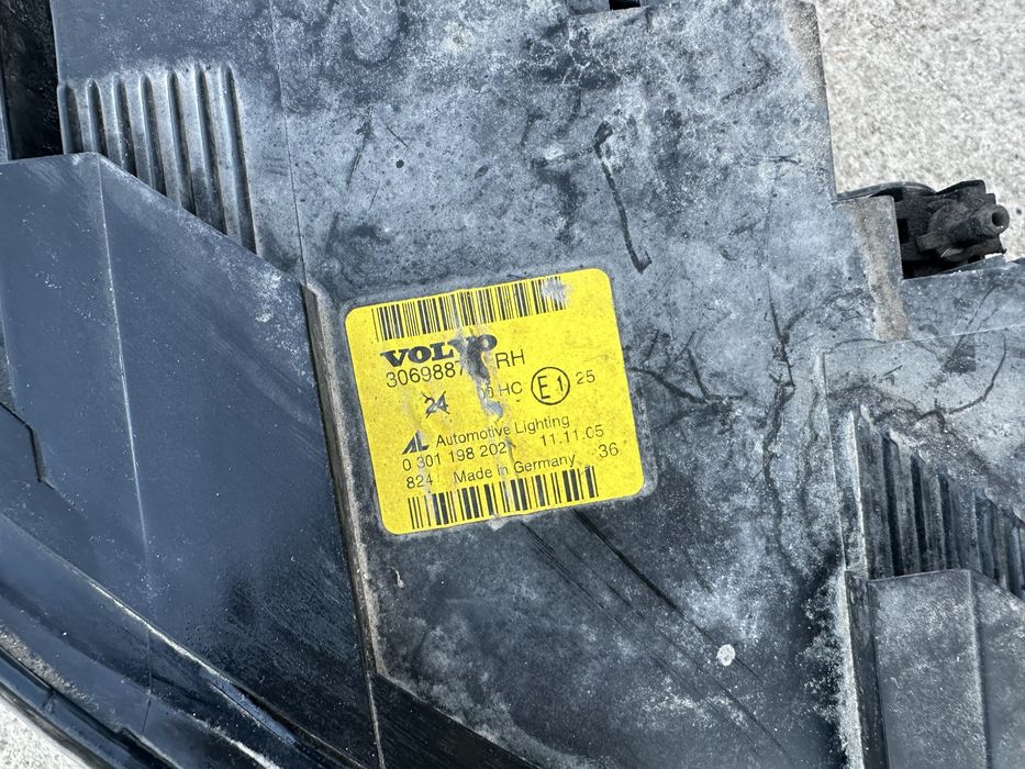 Фар/Фарове за Волво S40 xenon