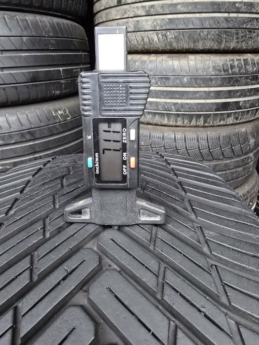 2 Anvelope All Seasson  Superia 235 50 R19XL   DOT 2222. Impecabile.