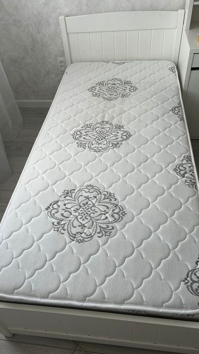 Кровать односпальная