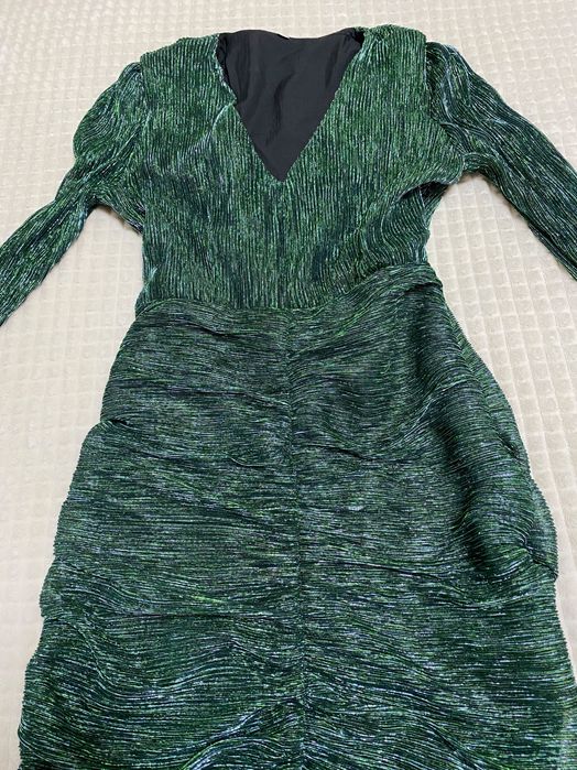 Зелена официална рокля