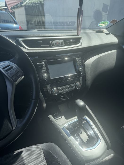 Nissan Qashqai 1.2 benzină , 2015, EURO 6