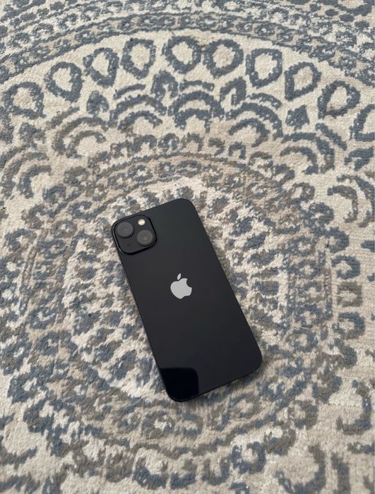 Срочно айфон 13/128гб