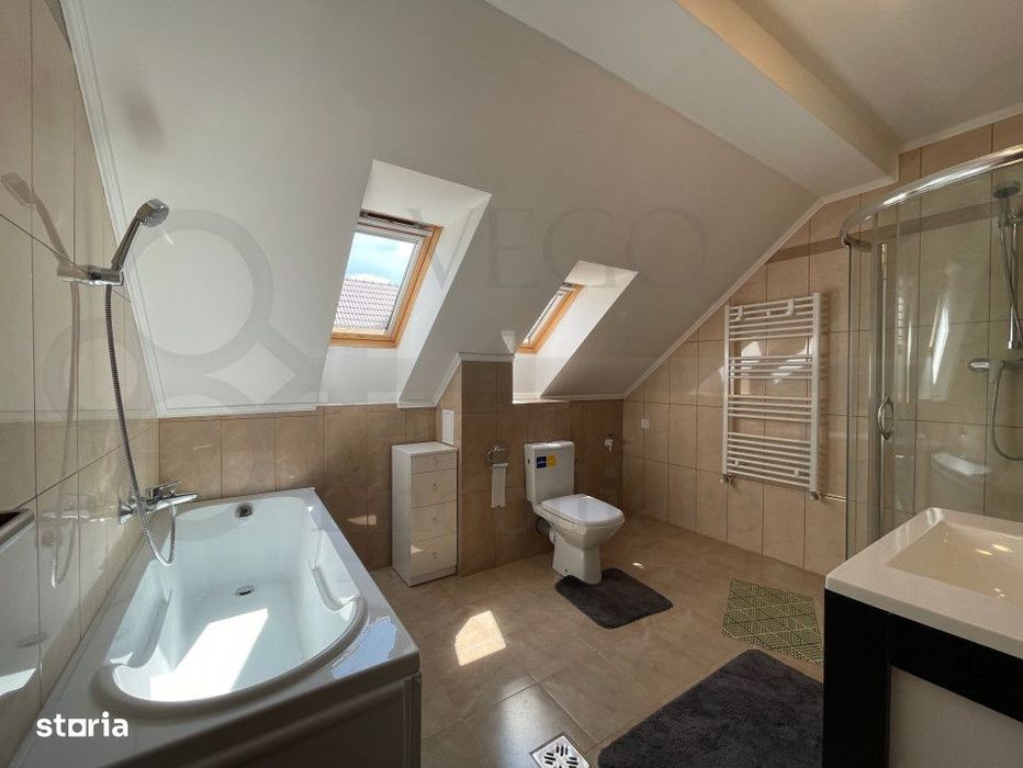 Apartament 3 camere, garaj subteran, 70 mp, AC, CT, balcon, in Zorilor