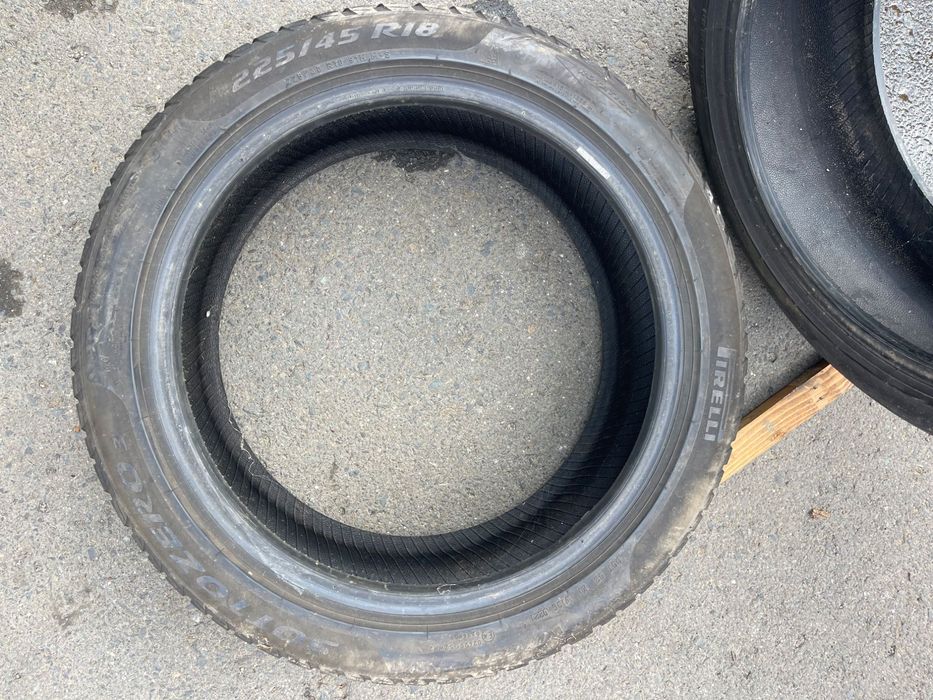 Cauciucuri de iarnă M/S 225/45/18 Pirelli  dot 2021