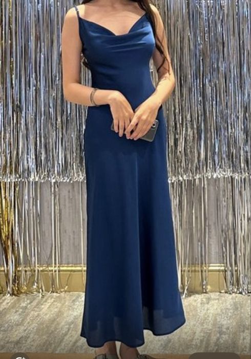 Продам платье на девушку турция