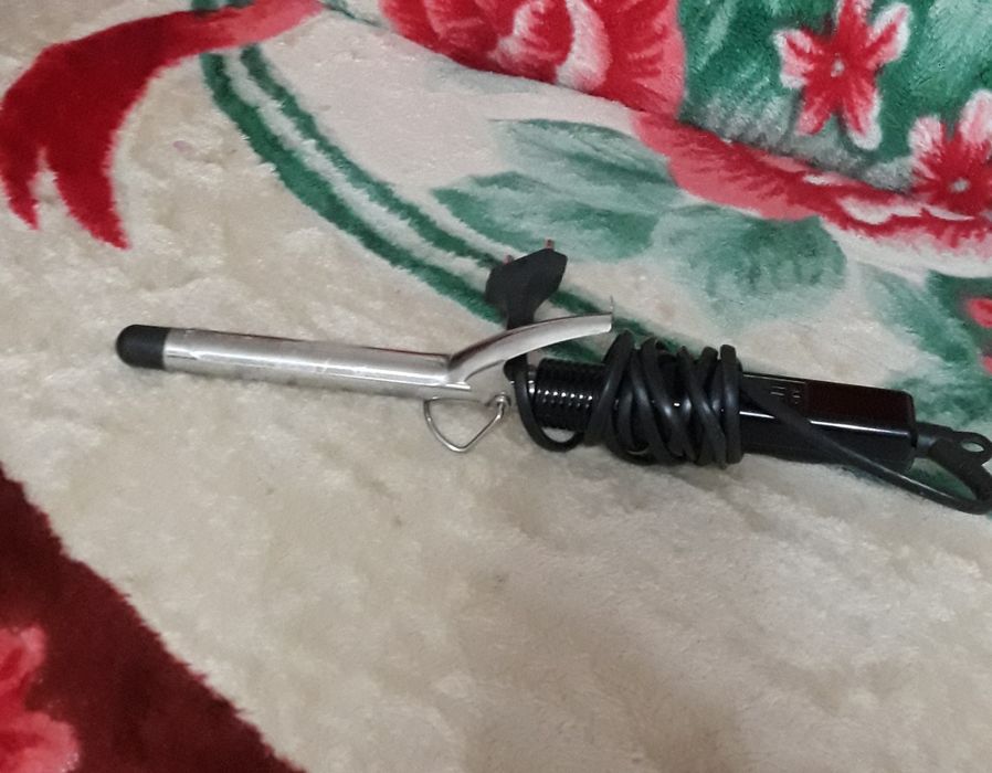 продаётся плойка для волос в хорошем состоянии холати зур