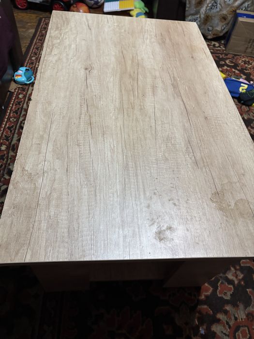 Продам журнальный стол