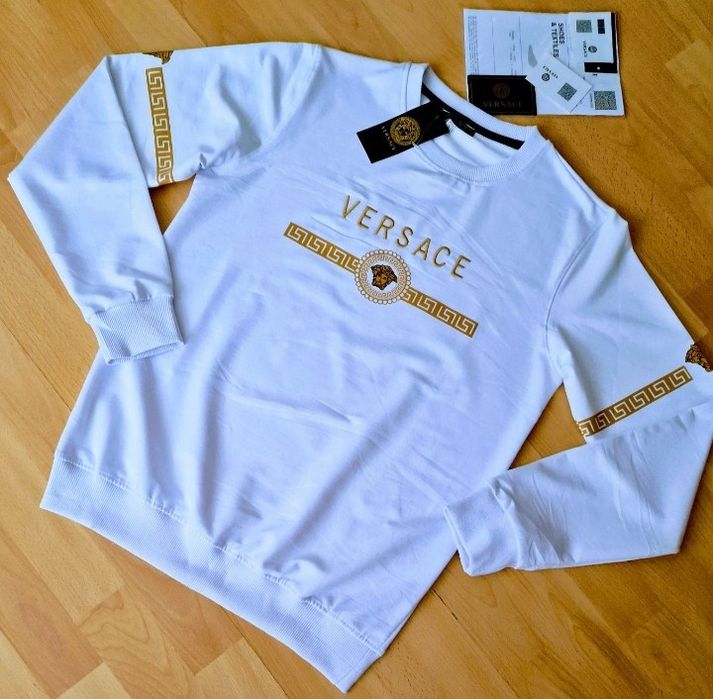 Bluze bumbac Versace logo auriu,diverse marimi,etichetă