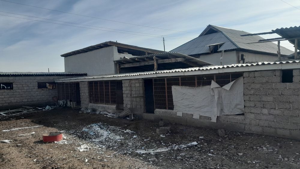 Dacha sotiladi beklar diyorida