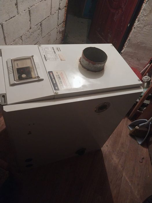 Продам котел напольный