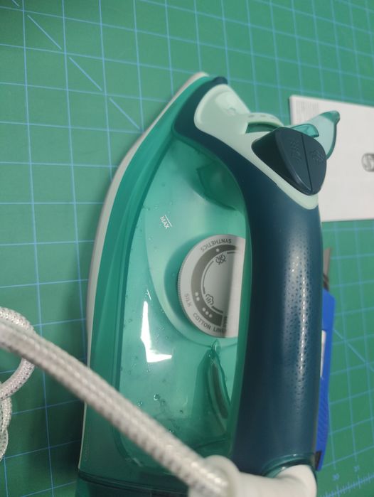 Утюг  Philips DST3030. Новый