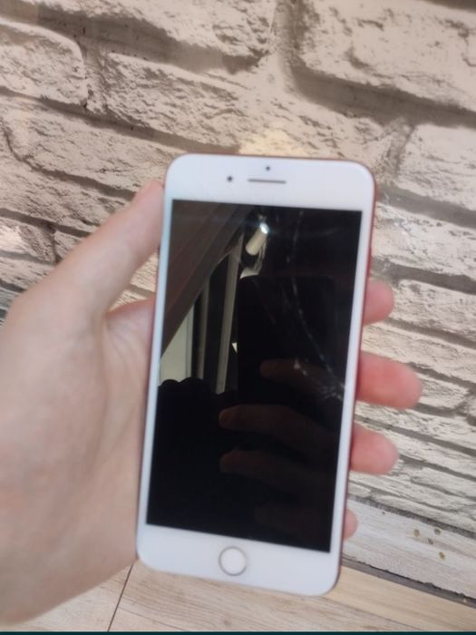 Iphone 7 + sotiladi 256 gb