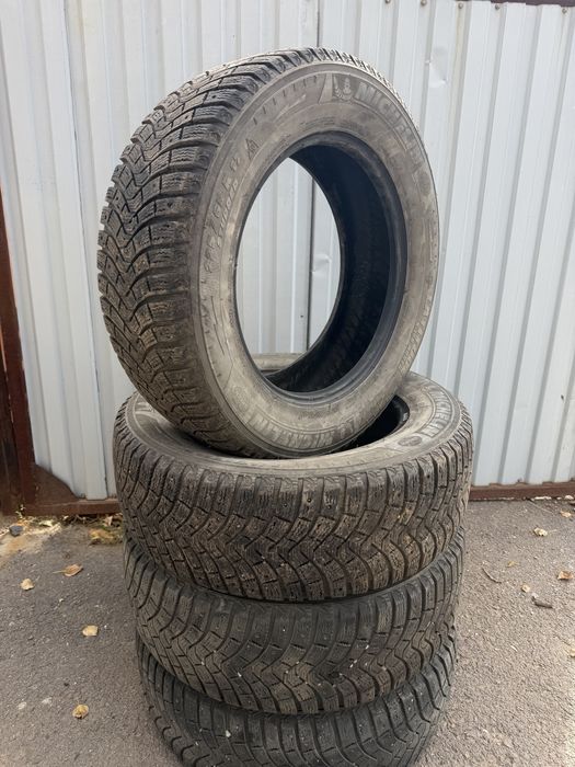 Продам Шины Зимние