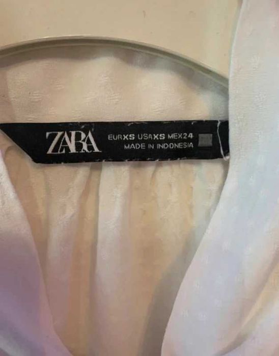 Bluza  cu fundita la gat zara