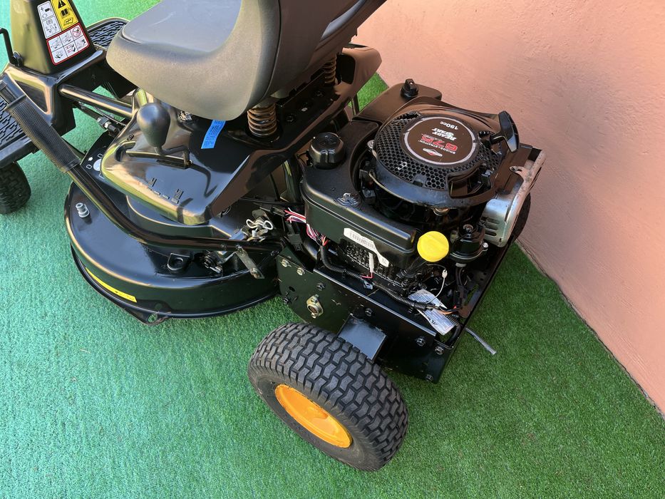 Тракторна Косачка HUSQVARNA 3.93kw. 1м.Нож Внос Германия