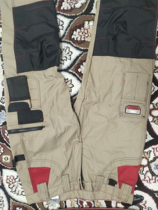 Продам летние спецодежда. Новый