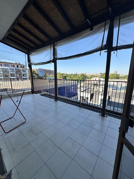 Дава се под наем Двустаен апартамент в Хасково, Център - 105 кв.м за 408 € - Снимка #18