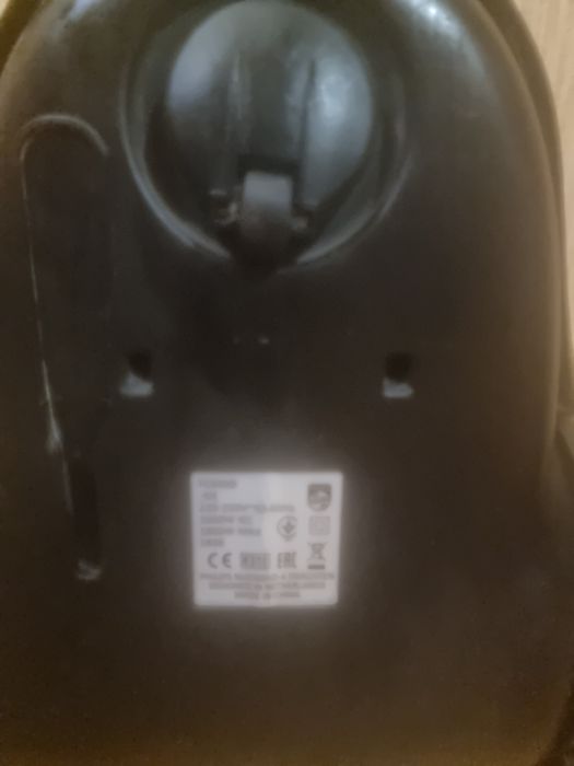 Продам пылесос Philips PowerPro Compact 1800W