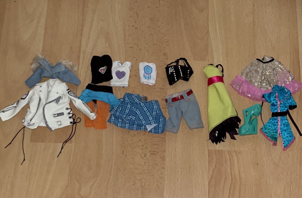 Продам кукол Monster high, одежды Bratz