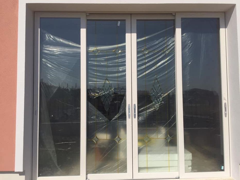 Витраж  стъклопакет за къща плъзгащ с урнаменти