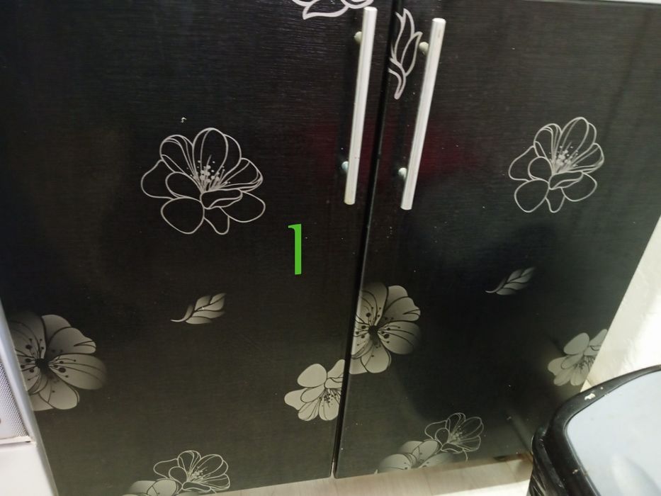 Кухонный гарнитур продам.