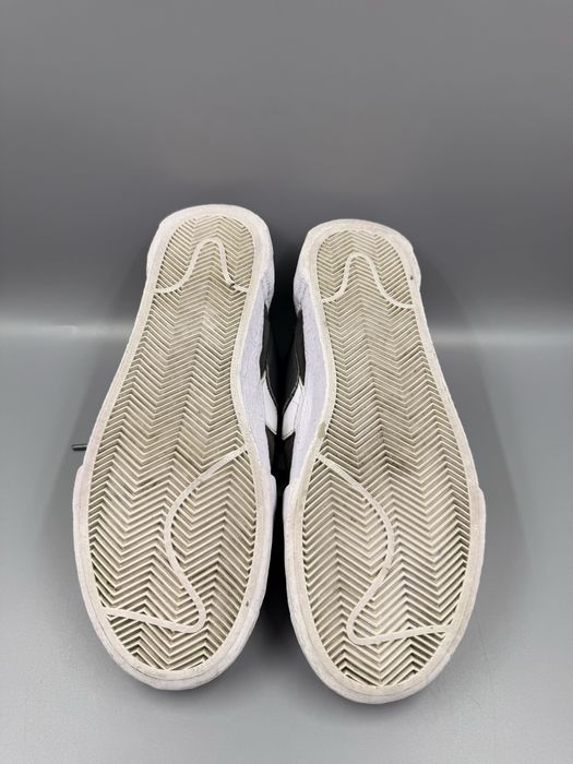 Nike sacai gray suede