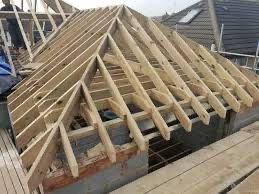 Renovare acoperis sau reparatie