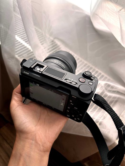 Vand Sony ZV E10 Mark II