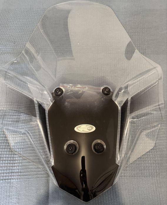 Piese Yamaha Tracer Parbriz Givi suport numar semnalizari handguard
