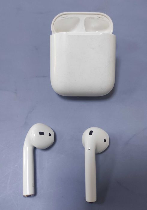 наушники Apple Airpods 2