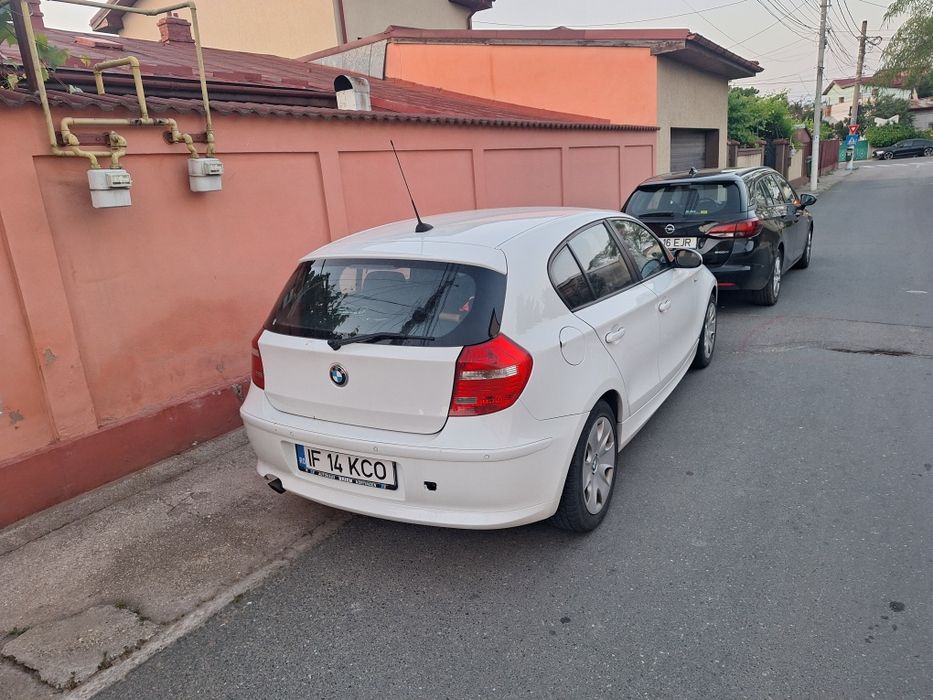 BMW 1 Series 2009 — imagine 4