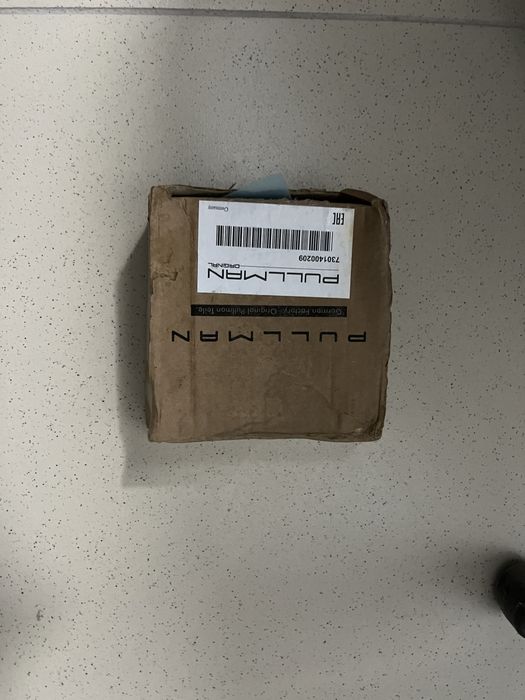 Кольцевина и шторка багажника на Toyota Rav 4