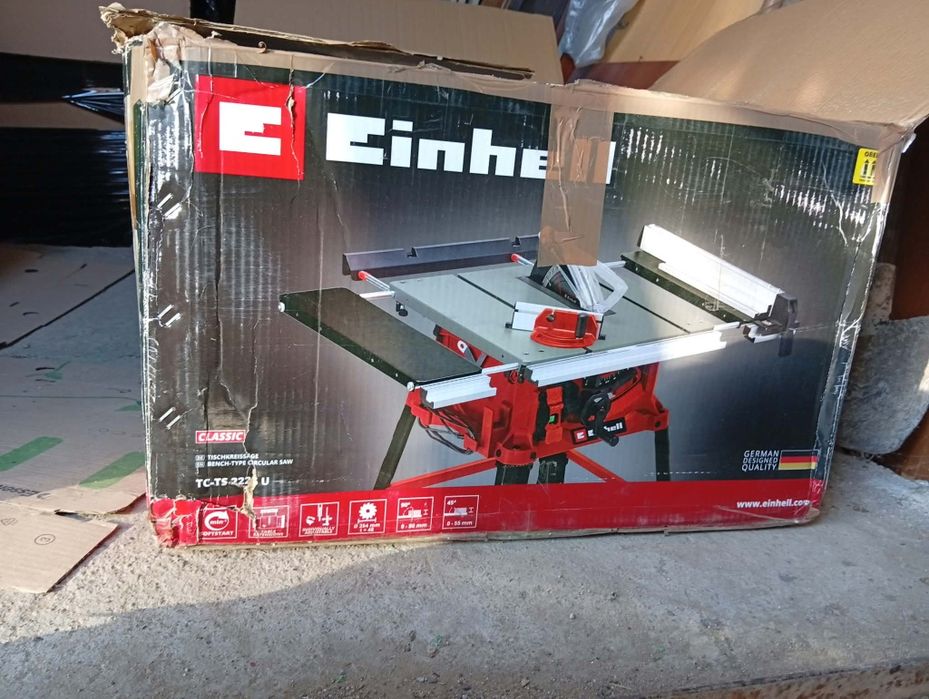 Циркуляр с маса марка Einhell