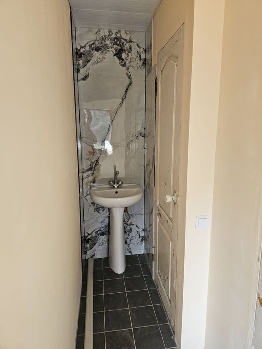 Yangi qurilgan uchastka