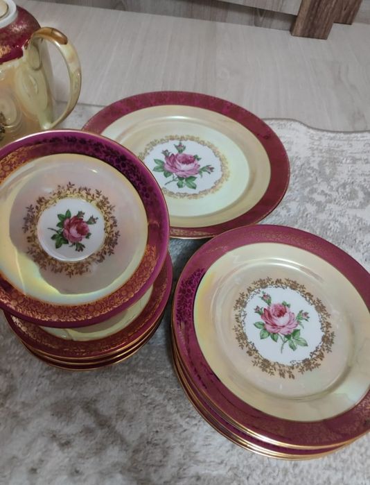 Продам сервиз Роза антиквариат