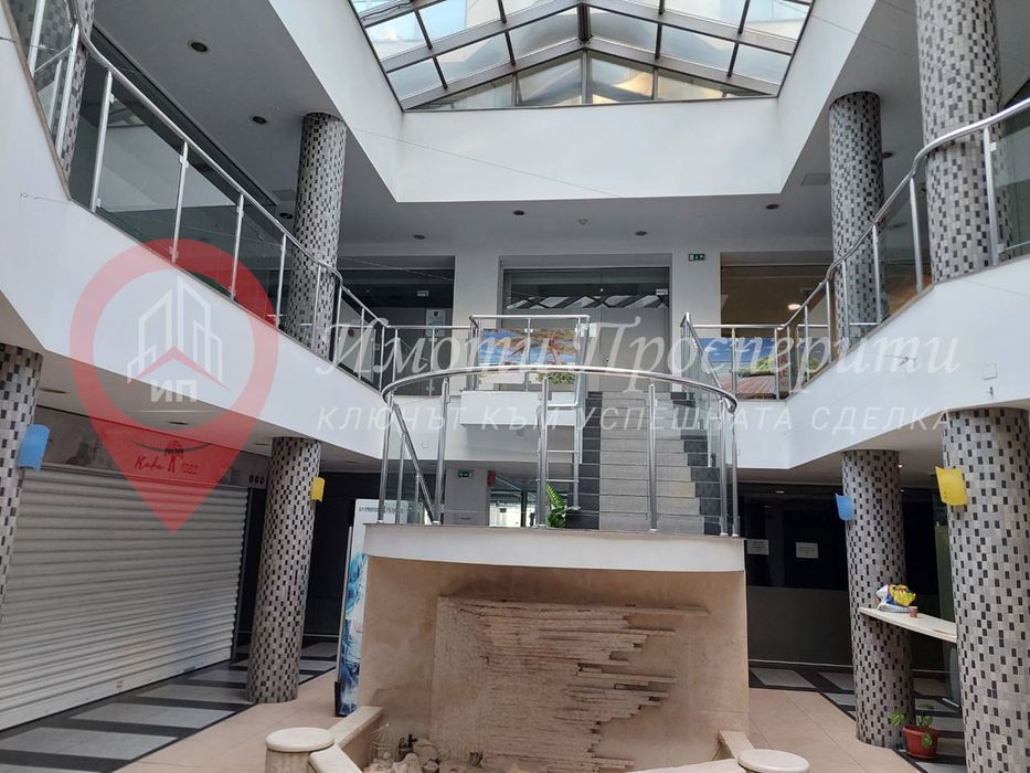 Офис в София-Център площ 30 цена 330