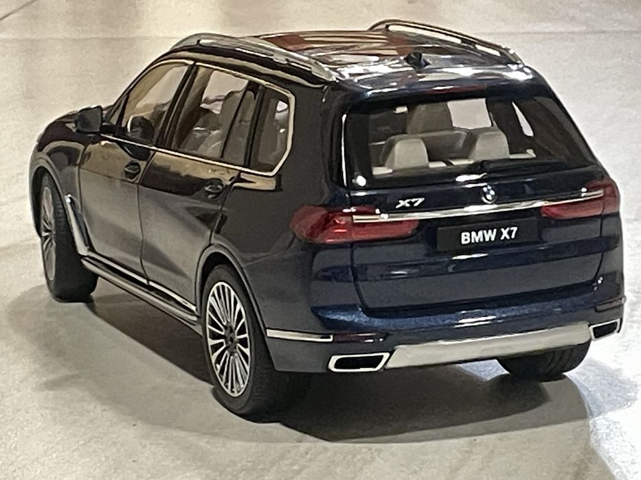 BMW X7 KYOSHO 1/18 Phytonic Blue