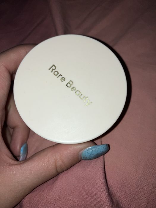 Rare beauty пудра