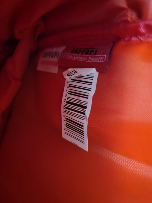 Продам рюкзак оригинал FERRARI