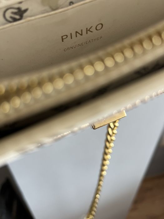 Pinko чанта с пликче