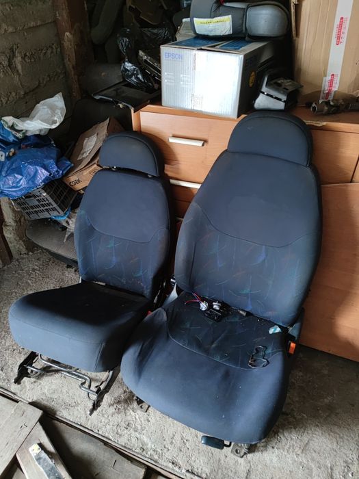 Продам сиденья Фольксваген Шаран
